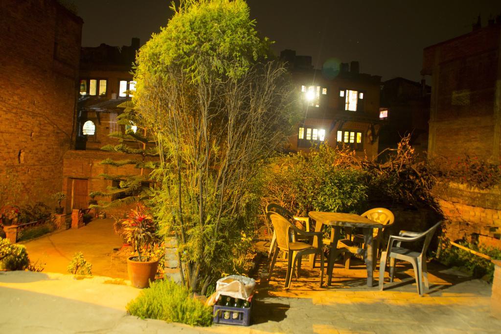 Pradhan House - Home Stay With Garden Bhatgoan Exterior foto