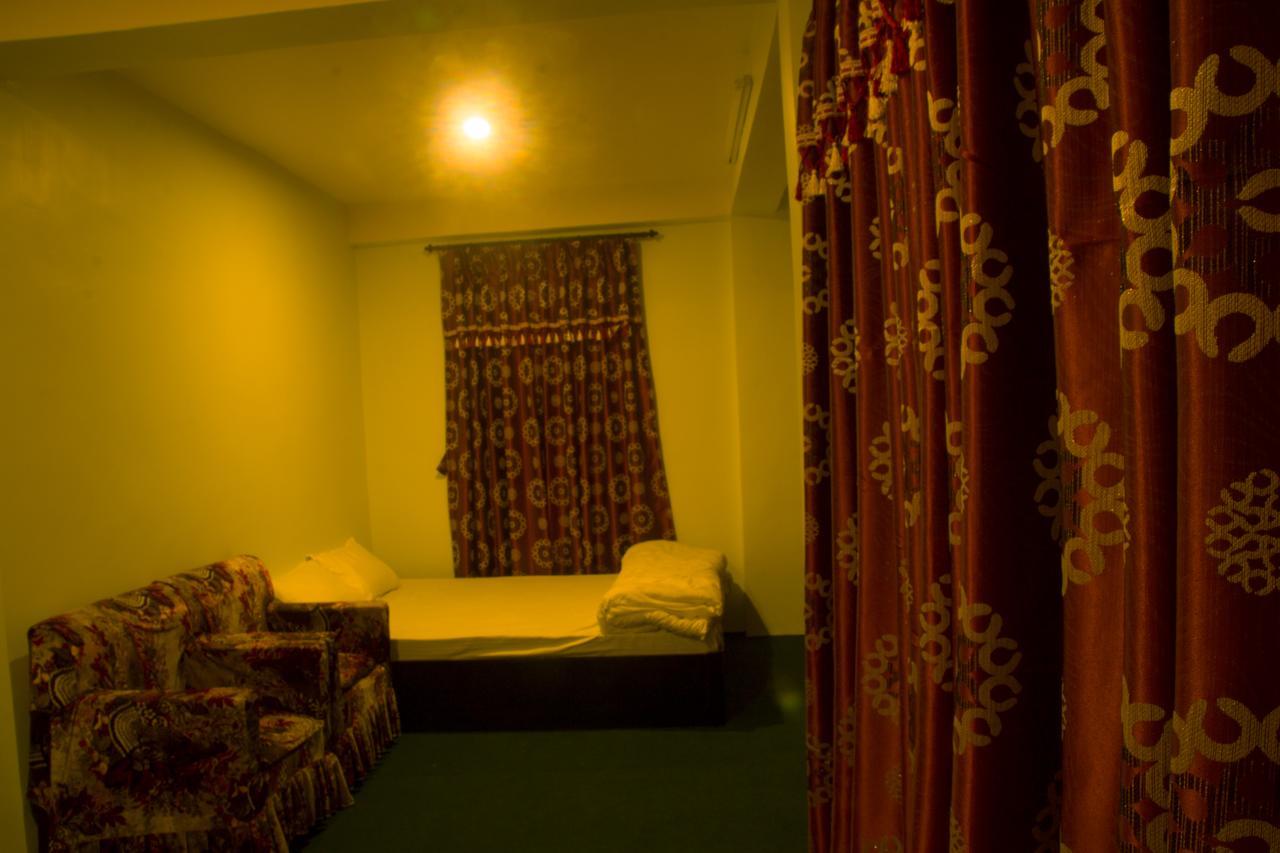Pradhan House - Home Stay With Garden Bhatgoan Exterior foto