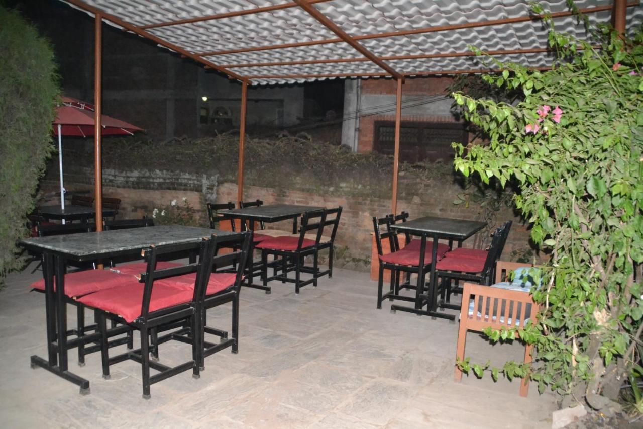Pradhan House - Home Stay With Garden Bhatgoan Exterior foto